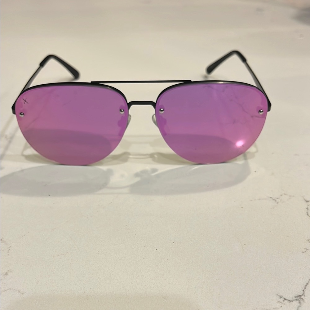 Stylish Pink Aviator Sunglasses